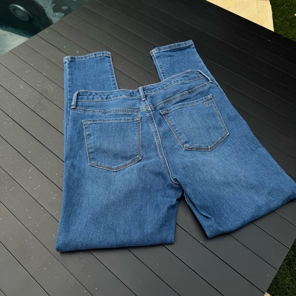 Jessica Simpson Blue Straight Leg Jeans Classic Style - Picture 9 of 14